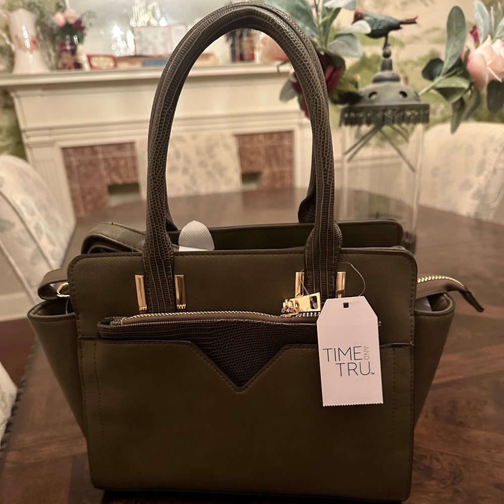Brand new navy green leather purse